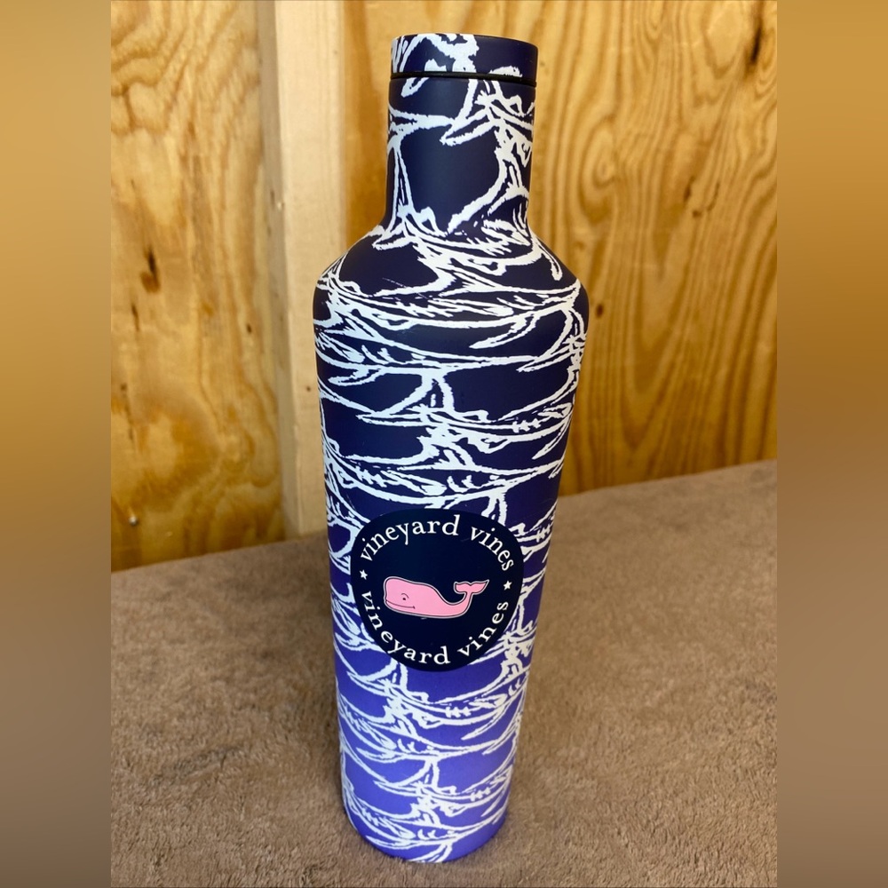 Corkcicle 25oz water bottle NWT